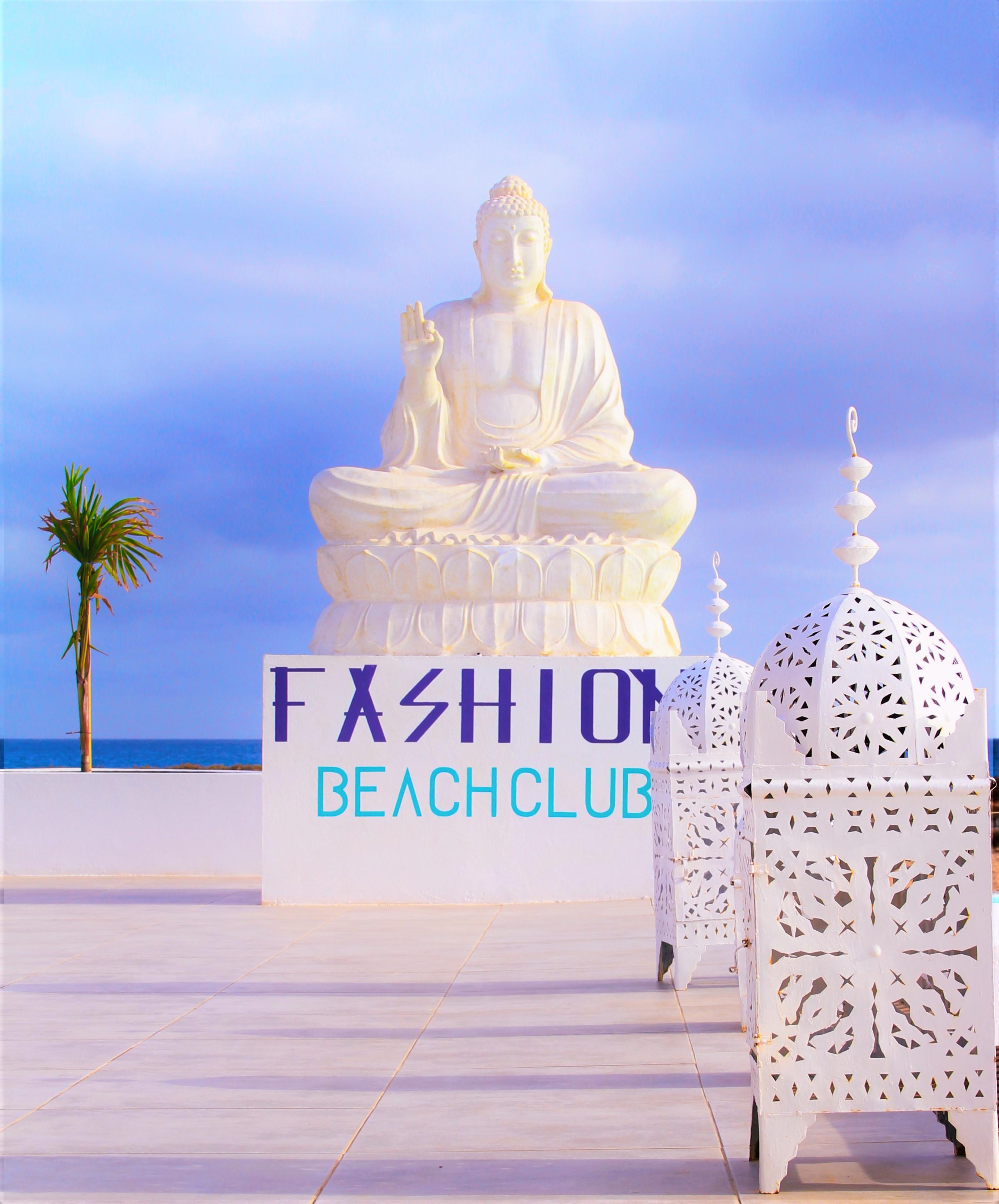 Hotel Livvo Budha Beach Santa Maria Ngoại thất bức ảnh