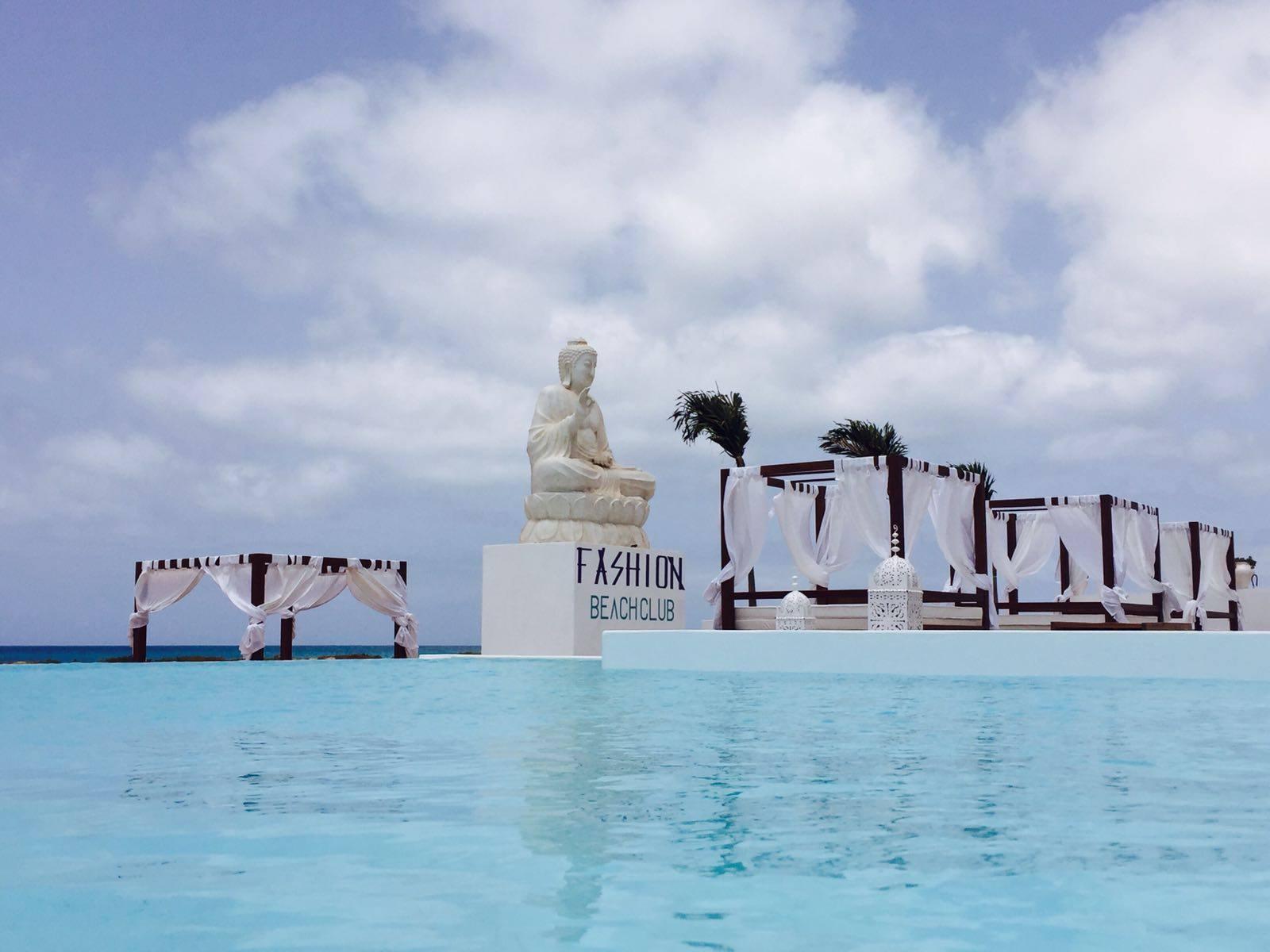 Hotel Livvo Budha Beach Santa Maria Ngoại thất bức ảnh