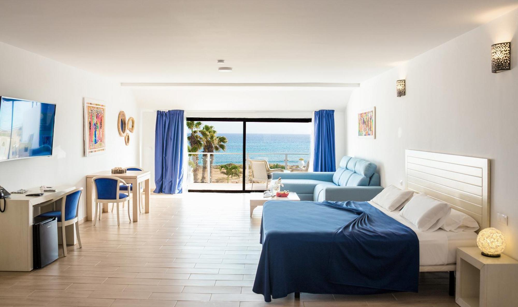 Hotel Livvo Budha Beach Santa Maria Ngoại thất bức ảnh