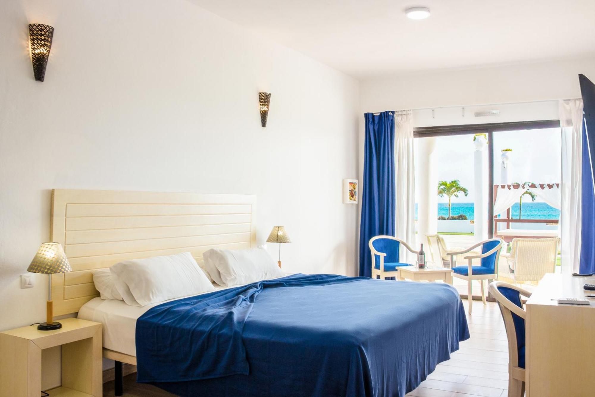 Hotel Livvo Budha Beach Santa Maria Ngoại thất bức ảnh