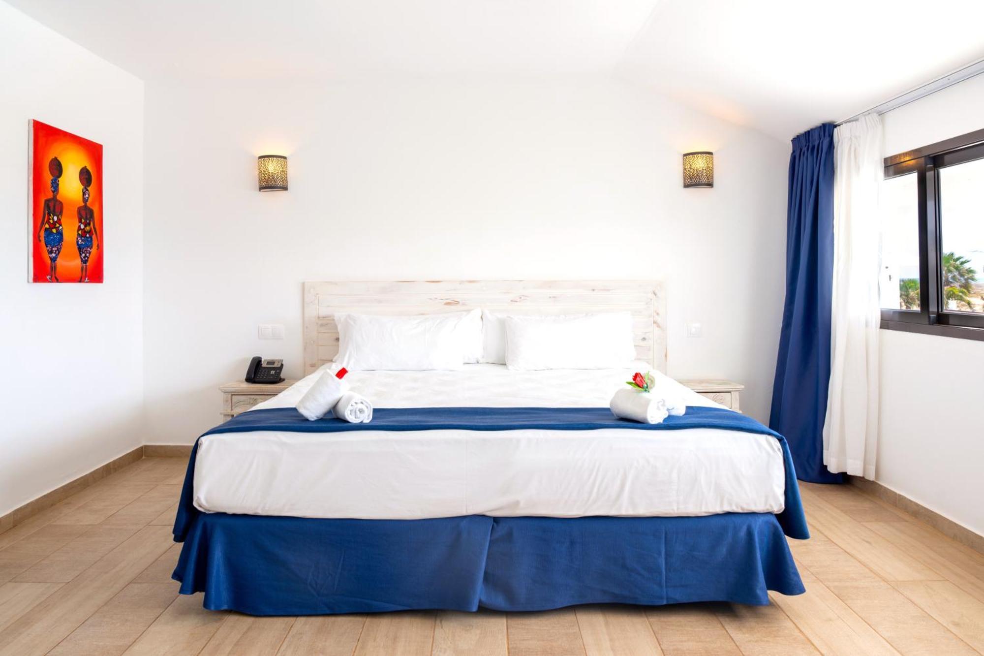 Hotel Livvo Budha Beach Santa Maria Ngoại thất bức ảnh