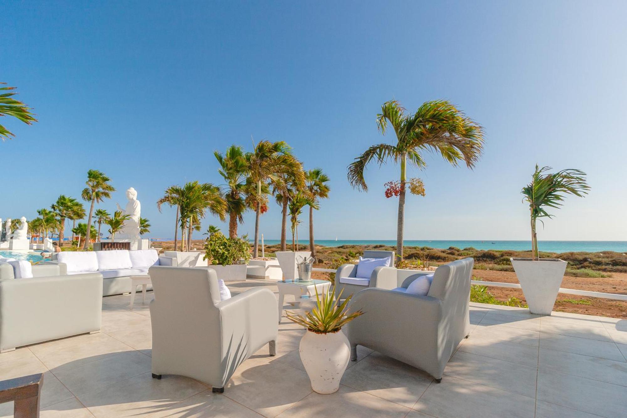 Hotel Livvo Budha Beach Santa Maria Ngoại thất bức ảnh