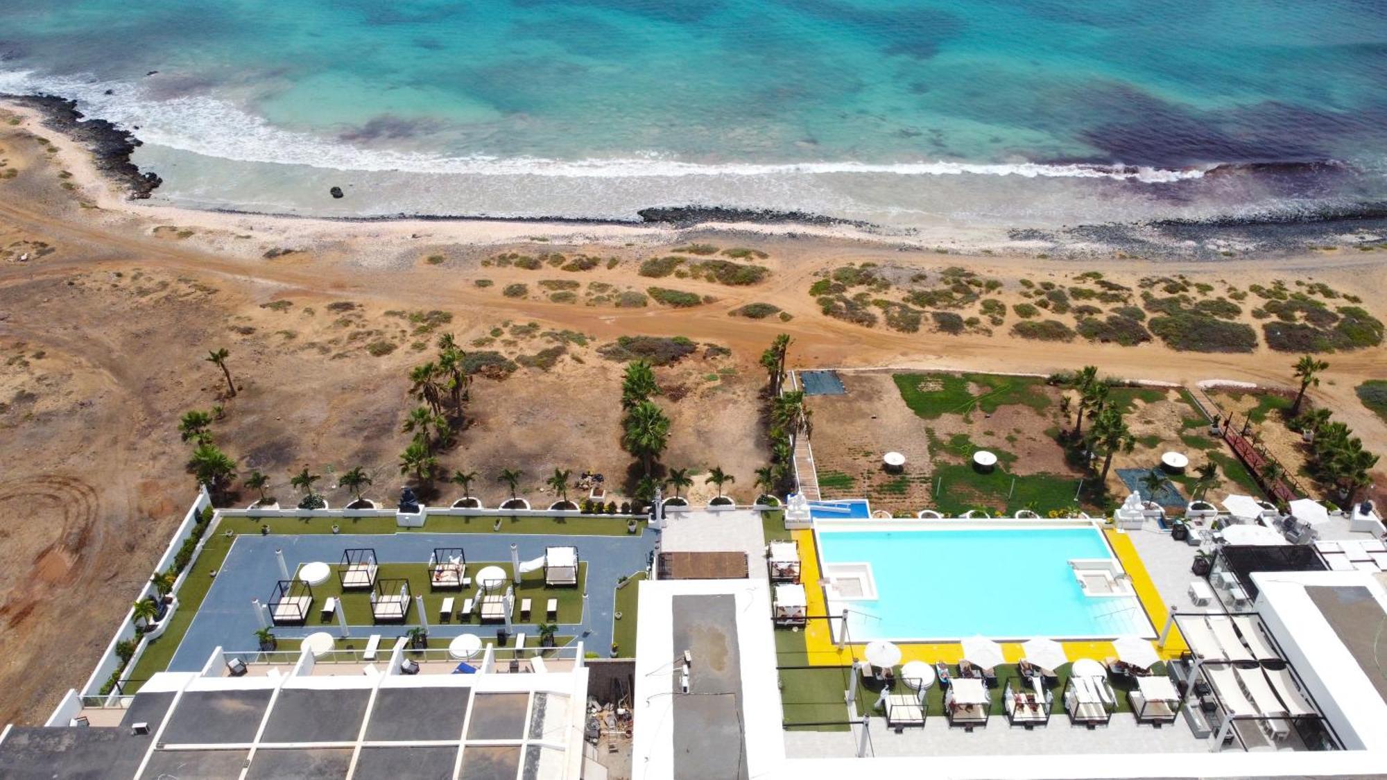 Hotel Livvo Budha Beach Santa Maria Ngoại thất bức ảnh