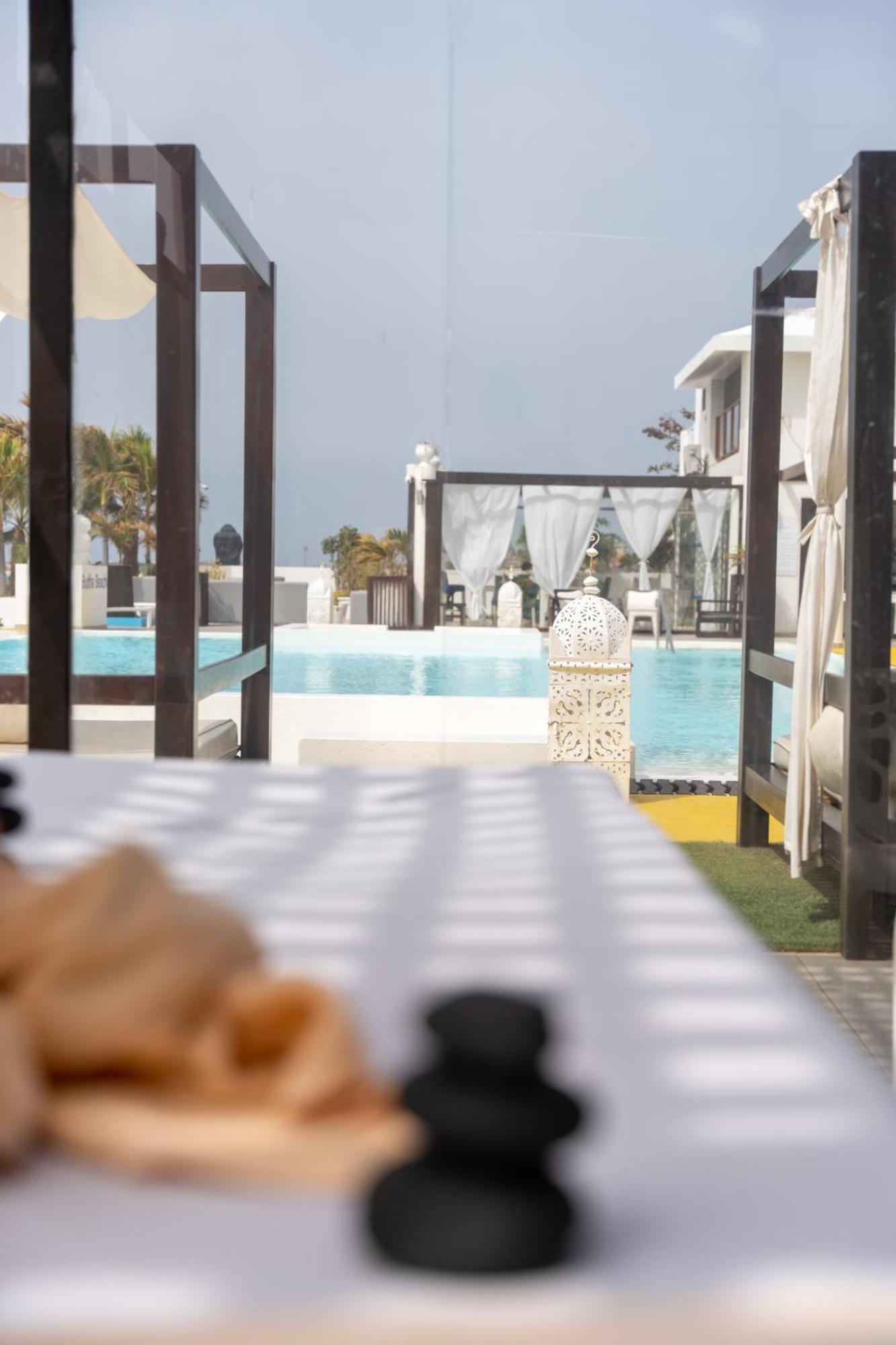 Hotel Livvo Budha Beach Santa Maria Ngoại thất bức ảnh